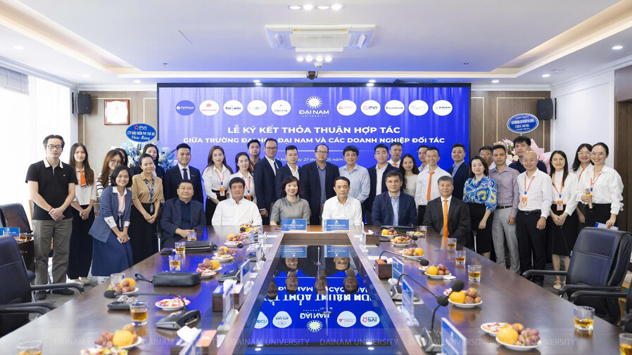 Mở rộng giảng đường doanh nghiệp, tăng tốc trải nghiệm cho sinh viên, Đại học Đại Nam ký kết hợp tác với 9 doanh nghiệp uy tín