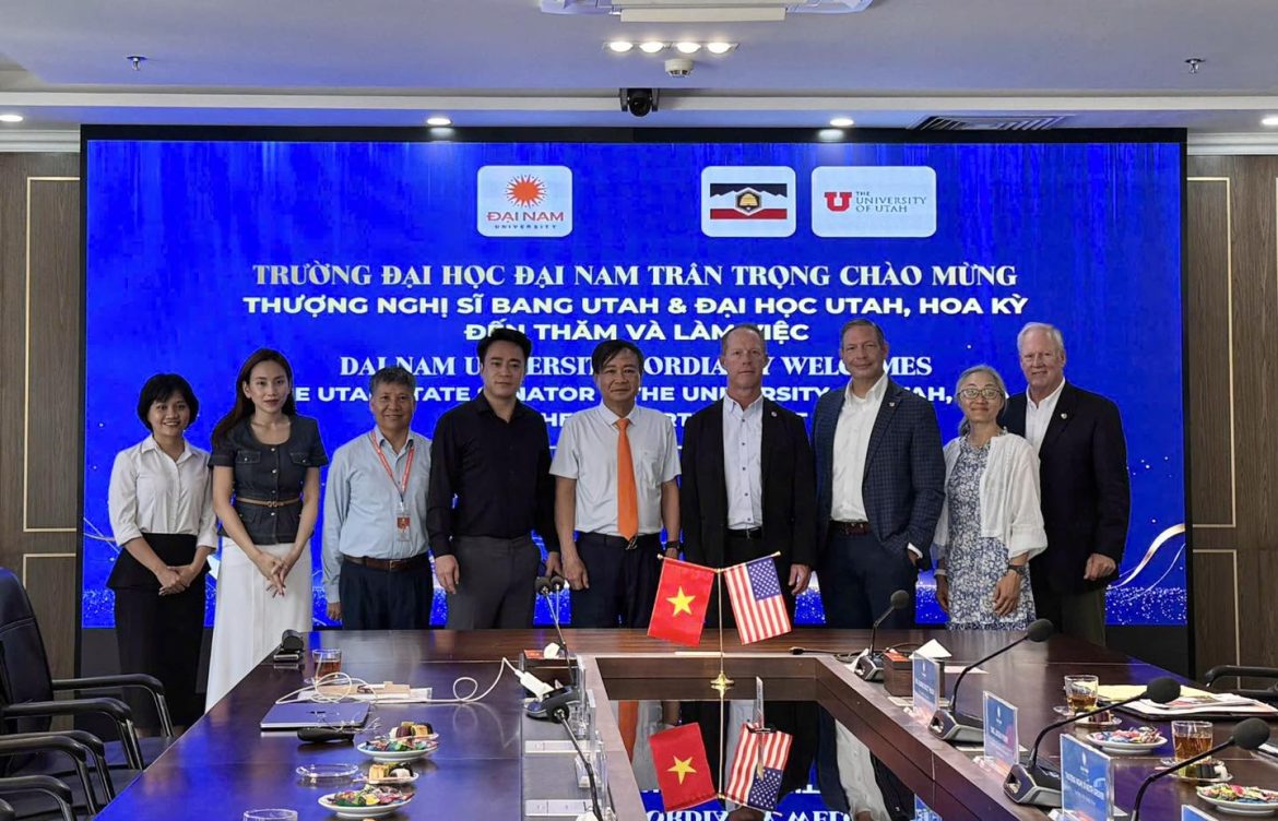 Bước ngoặt hợp tác: Đại học UTAH (Mỹ) thăm và làm việc tại Trường Đại học Đại Nam