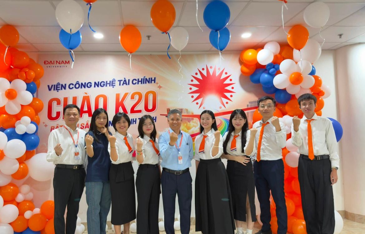 Viện Công nghệ Tài chính chào đón tân sinh viên K20: Khởi đầu hành trình học tập và trải nghiệm tại DNU-FTA